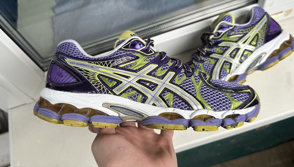 Оригінальні кросівки Asics Gel Nimbus 16 kayano асікс 40,5 розмір 26см