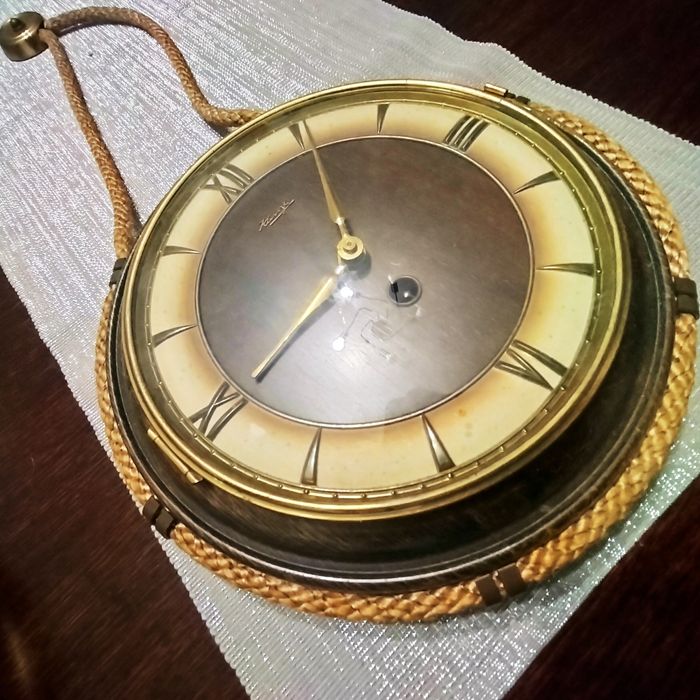 Zegar wiszący mechaniczny Kienzle Schwebegang lata 60