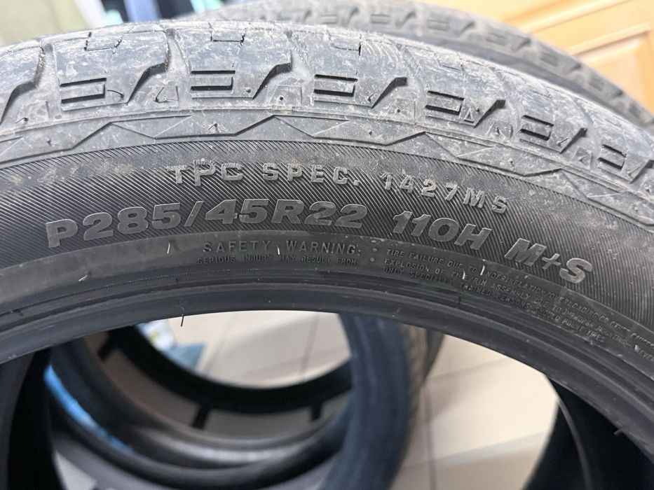 Opony Bridgestone Dueler 285 45 22 lato
