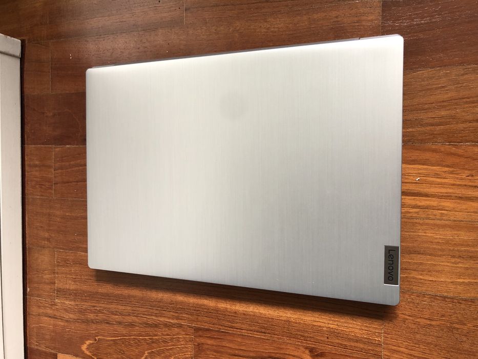 Computador portátil LENOVO IdeaPad 3
