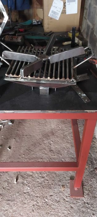 Piec rakietowy. Grill na działke .Ryby .Biwak
