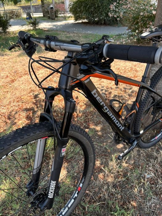 Bicicleta Bergamont roda 29 carbono