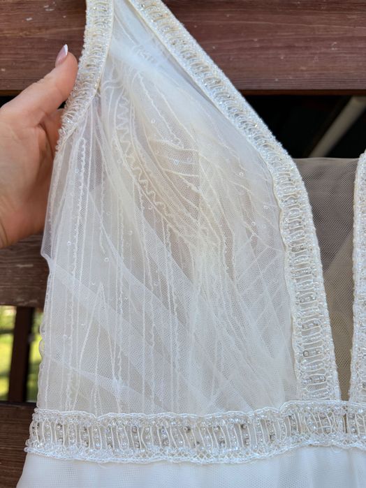 Elegancka suknia ślubna