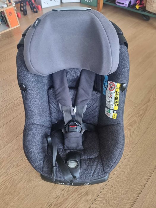 Vendo 2 cadeiras auto Maxi-Cosi (Mica 360 S e AxissFix), 360º