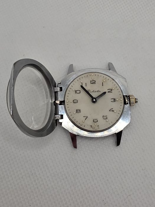 Zegarek Raketa dla niewidomych działający