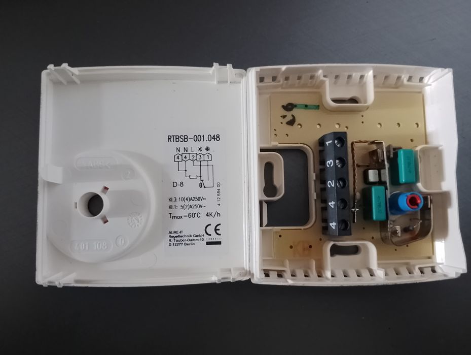 Controlador de temperatura ambiente 10 ... 60