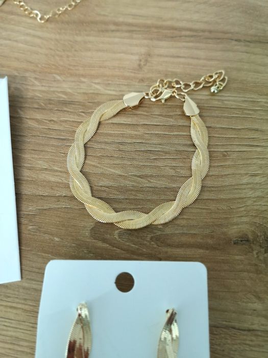 Zestaw biżuterii na prezent złoty gruby długi elegancki naszyjnik kolc