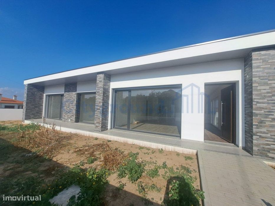 Moradia T3 Moderna a menos de 15 Minutos de Leiria - Em Construção