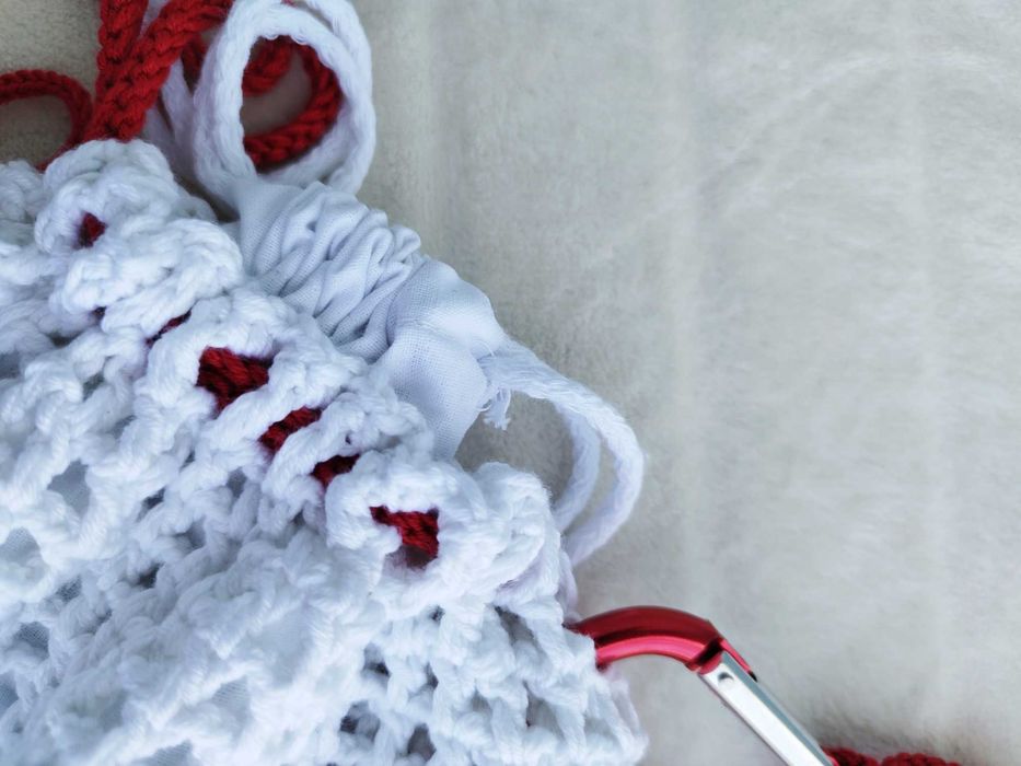 Torebka z karabińczykiem i etui na słuchawki crochet, ręczne robiony