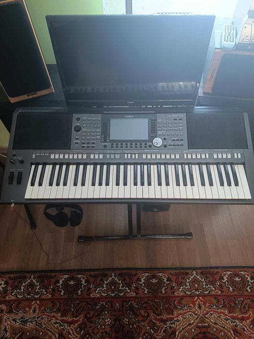 Yamaha PSR - S970