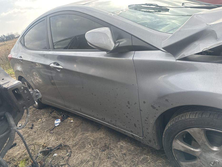 Авторазборка XYUNDAI ELANTRA 2013 год 1.8 бензин автомат