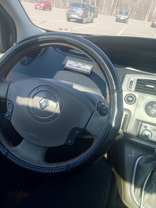 Продажам авто Рено  Сценік 2