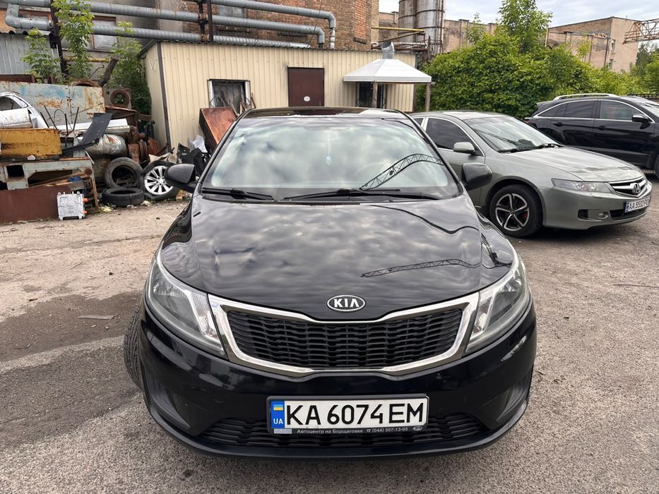 Kia rio 2012 продам.