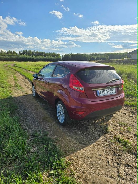 Bardzo ładna w orginale świerzo sprowadzona