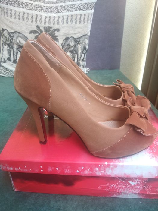 Szpilki damskie rozmiar 39