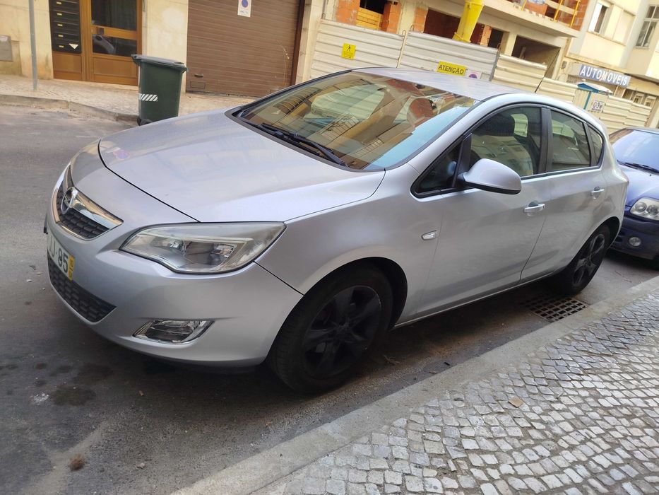 Carro Opel astra 2010