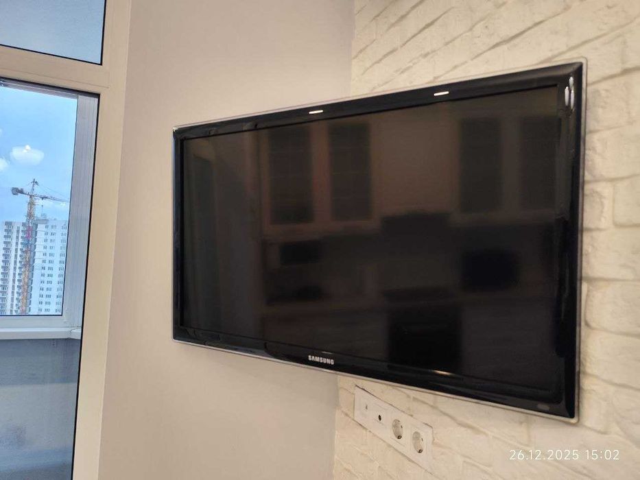 Телевізор Samsung ue32d4000nw чорний