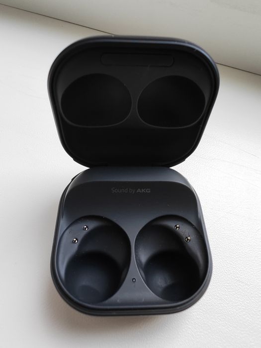 Продам кейс Samsung Galaxy Buds 2 Pro