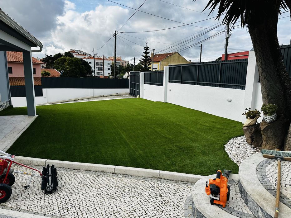 Relva artifical e natural