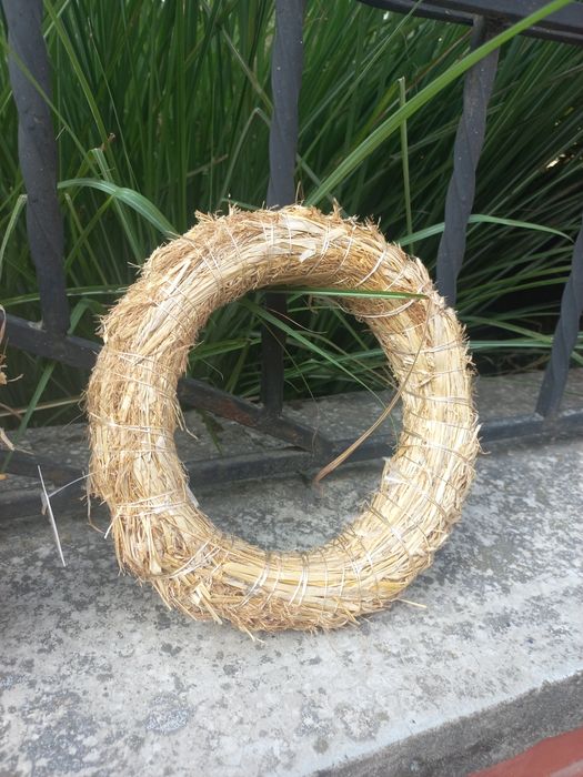 Вінок декоративний
