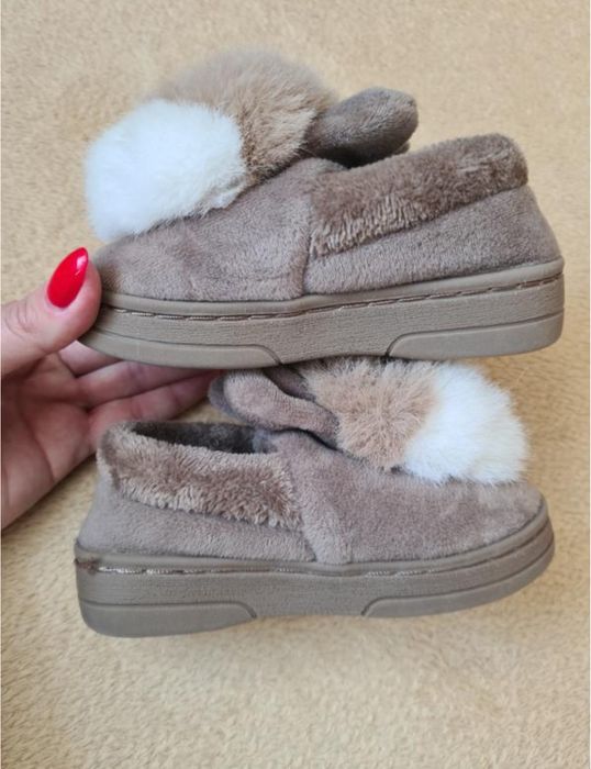 Дитячі тапочки зайчики пухнасті, тапочки для садочка