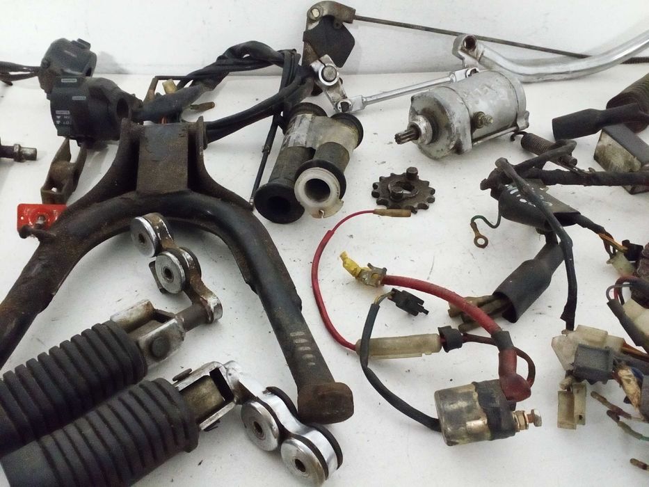 Daelim vc 125 custom części podnóżek przełącznik instalacja rozrusznik