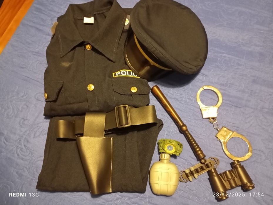 Fantasia de polícia