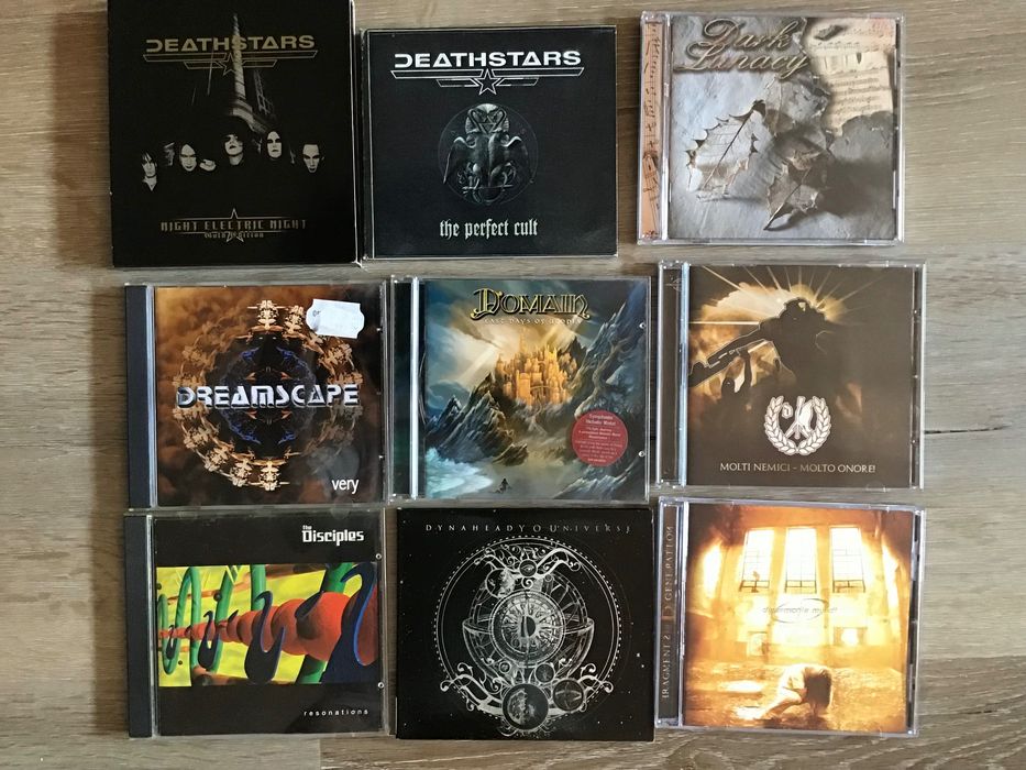 CDs rock metal baratos.    D