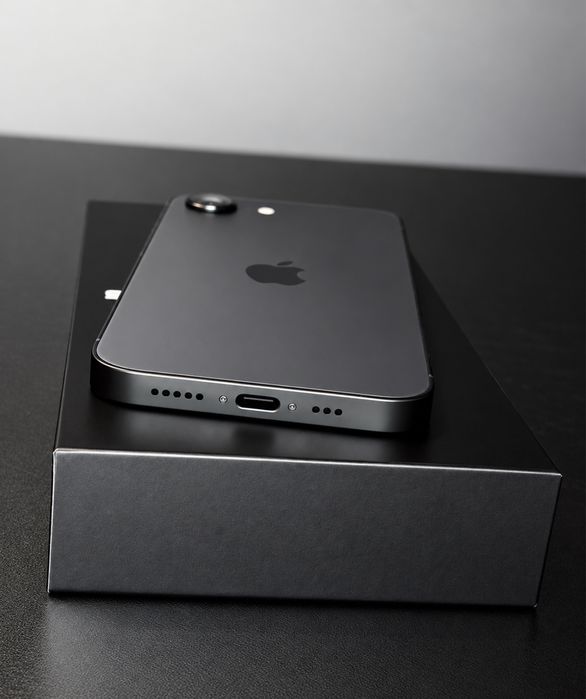 iPhone 17e 256 GB Black | Jak Nowe | Gwarancja Apple | 100% Bateria | eSIM