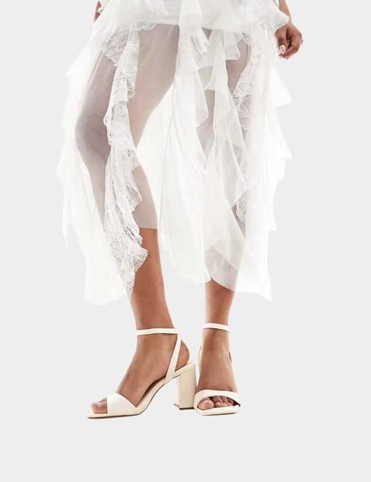 Босоніжки 45 розміру на устілку 29,5 см, нарядні, весільні