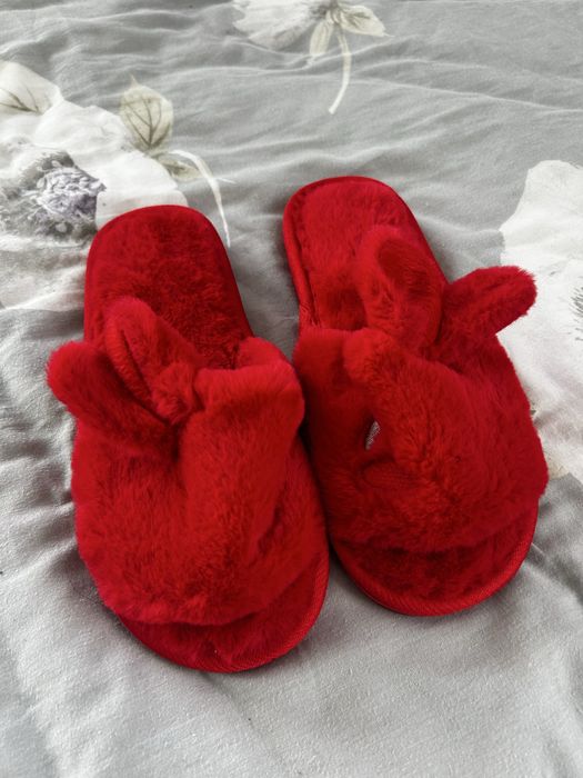 Pantofle damskie nowe