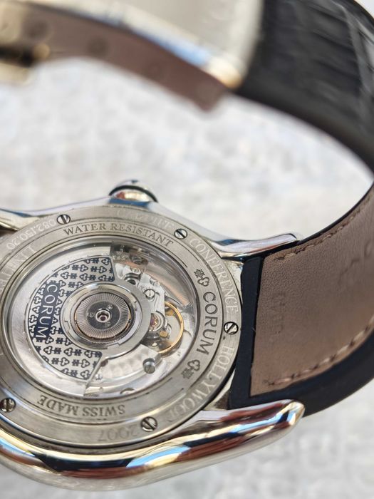 Годинник Corum Bubble