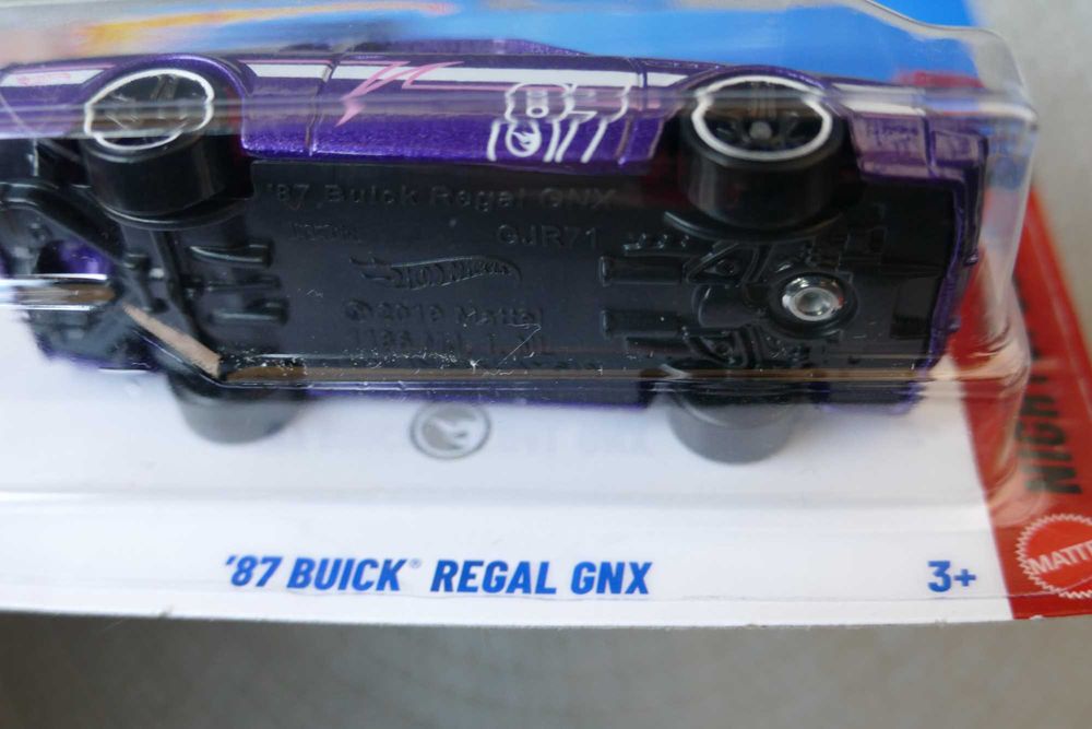 Hot Wheels autko "Resorak" '87 BUICK REGAL GNX TH edycja 2026r.