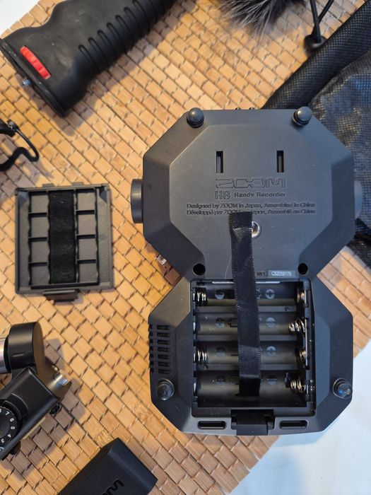 Sprzedam Rejestrator Zoom H8 + dodatki Boya i Zoom – KOMPLET