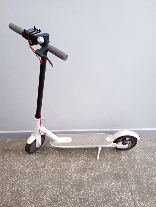 Hulajnoga elektryczna Xiaomi Mi 3