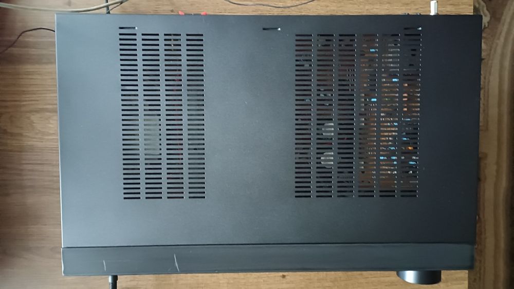 Amplituner Sony STR-AV 220