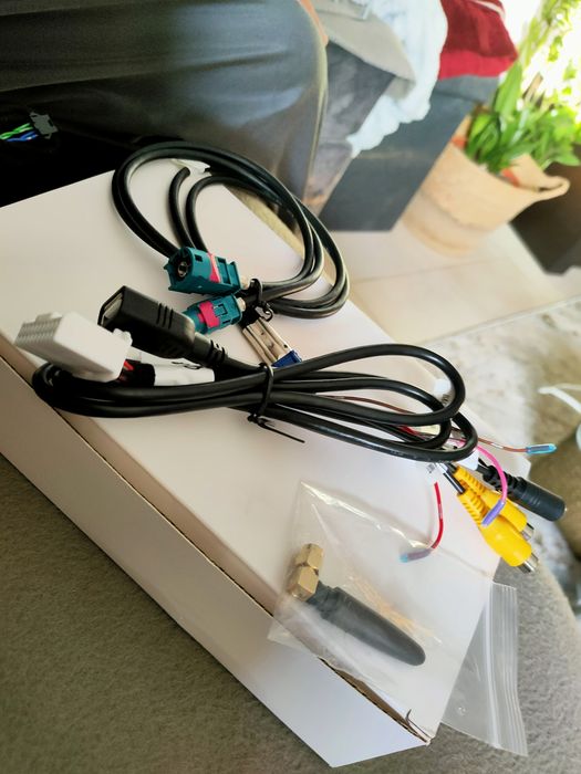 Wireless Car Play  Auto Android  / Apple