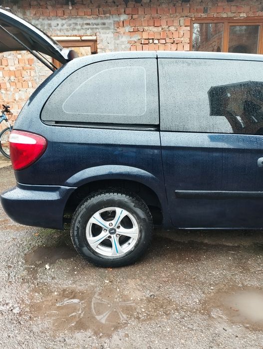 Продам Dodge Caravan