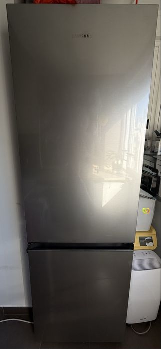 Frigorífico Samsung No Frost 344L – Excelente Estado