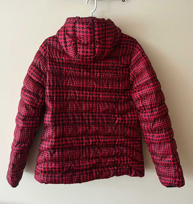 Kurtka pikowana w pepitkę czerwono czarną z kapturem - M-XL - "Amisu".