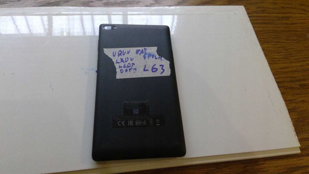 Tablet Lenovo TB-7304L L63