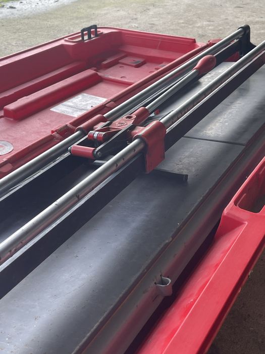 Cortador de Azulejos Grande RUBI TX-1200-N