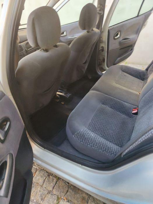 Carro renault megane