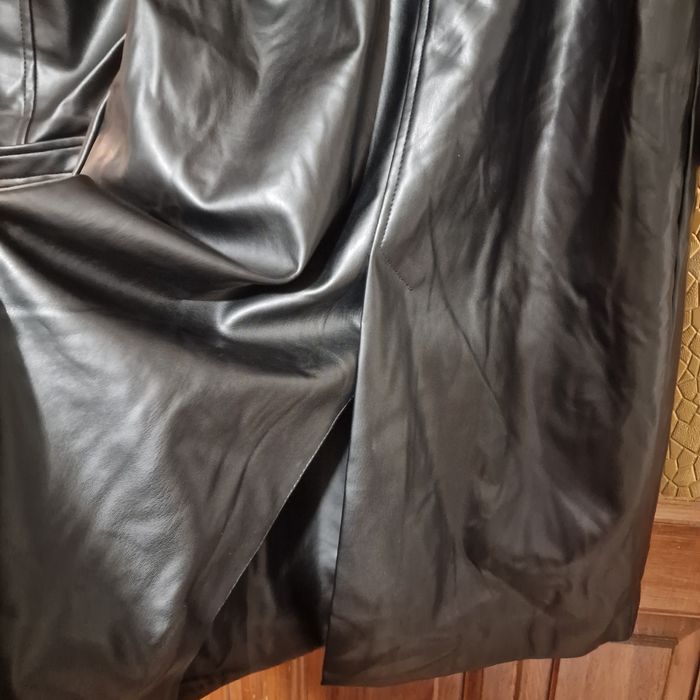 Płaszcz  z eco- skórki