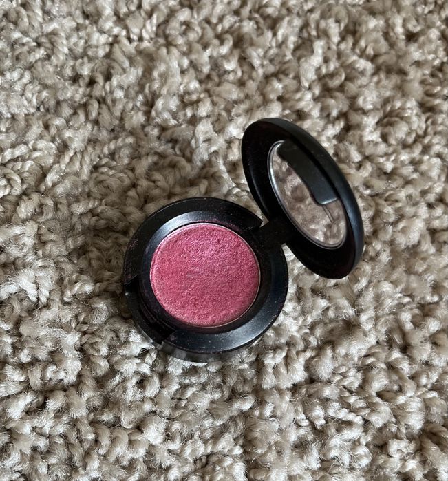 Mac Cherry Topped cień do powiek cienie