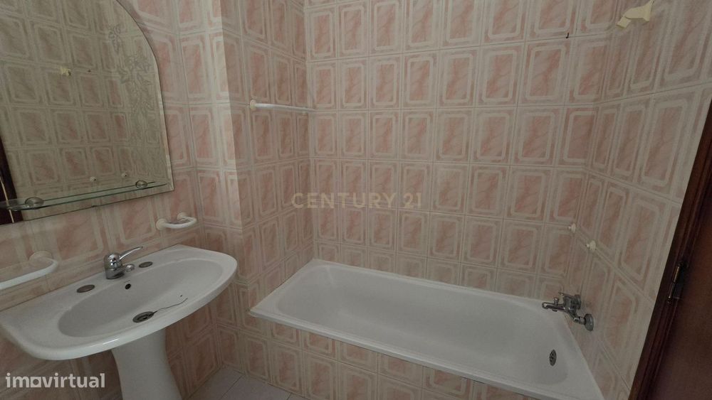 Espaçoso Apartamento T3 em Ponte de Sor, Ideal para a Sua Família