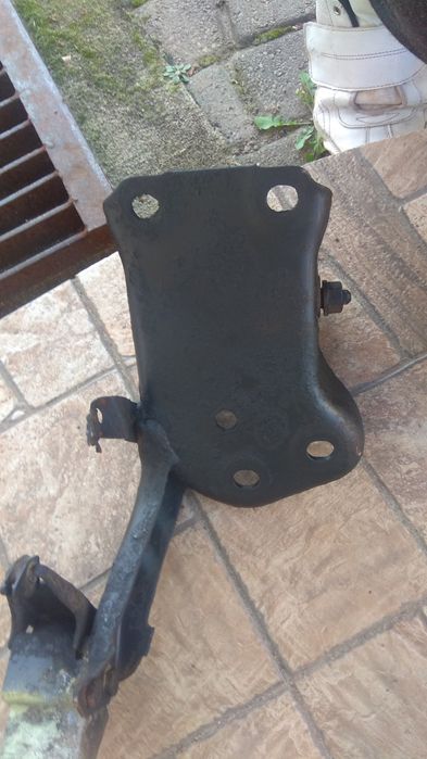 Кронштейн балки для гольф 3, б3,венто