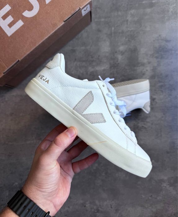 Кеди жіночі шкіряні Veja Canvas Sneakers 38/40р