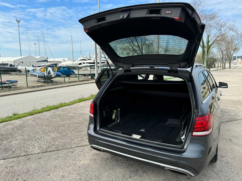 Mercedes-Benz E250 BlueTEC 4Matic 9G-TRONIC Edition 2016 Full Extras