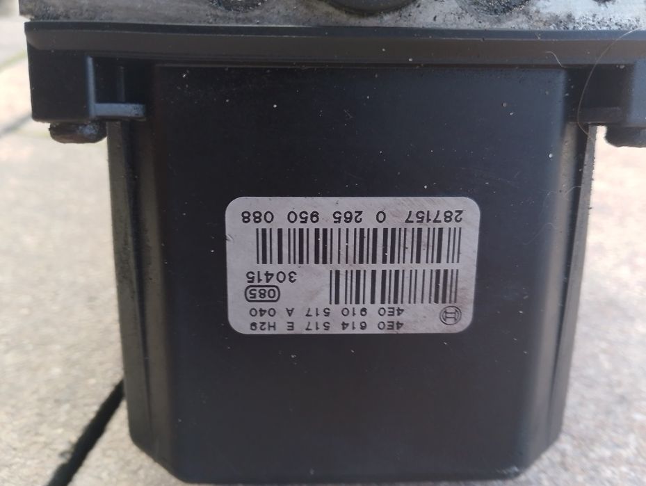Pompa ABS hamulcowa AUDI A8 D3 4E0614517E 4E0910517A
